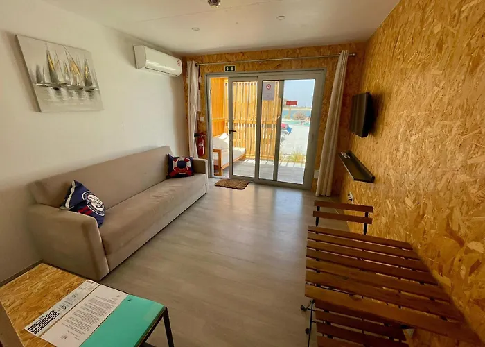 818 Centro Nautico Bungalows